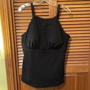 Lands End Key hole miracle suit tankini top